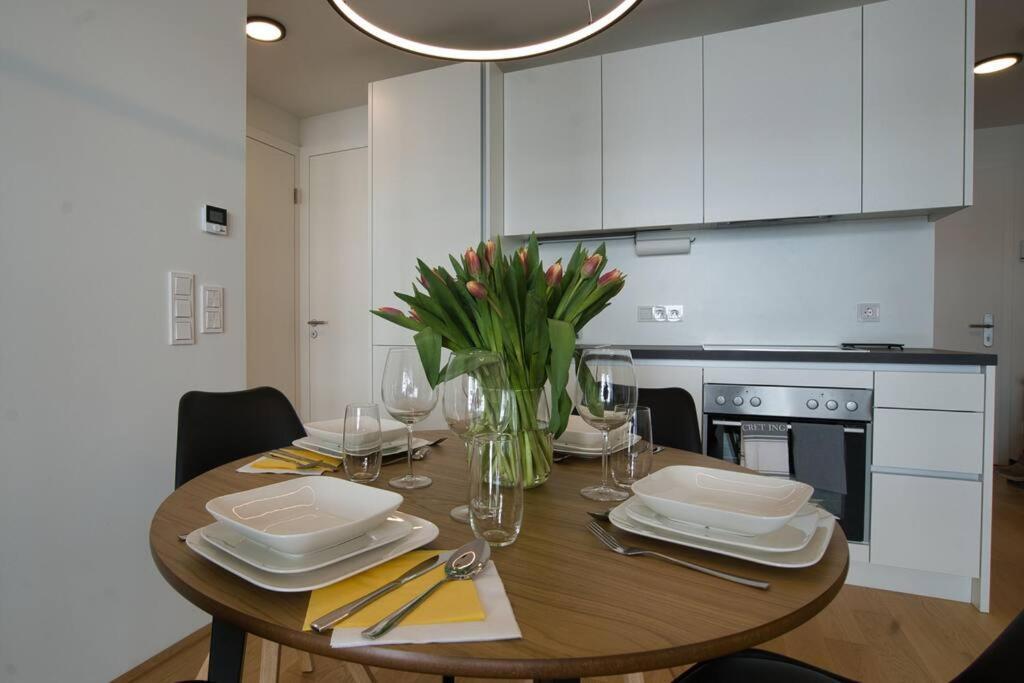 Modern Apartment Near Stadtpark Wien Eksteriør billede